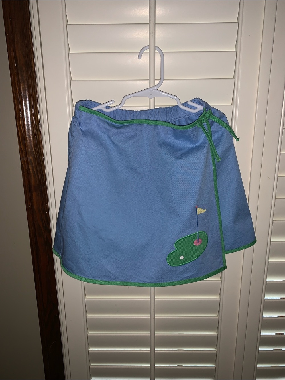 Light Blue Golf Appliqué Wrap Skirt with Green Trim